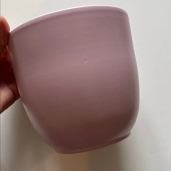 🌸Spring Ready☀️Matte Light Pink Ceramic Planter - Picture 5 of 14